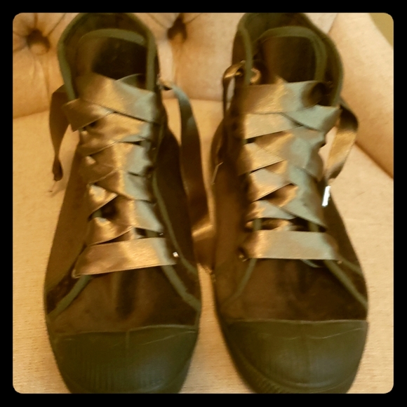 Free People shoes - Picture 1 of 2